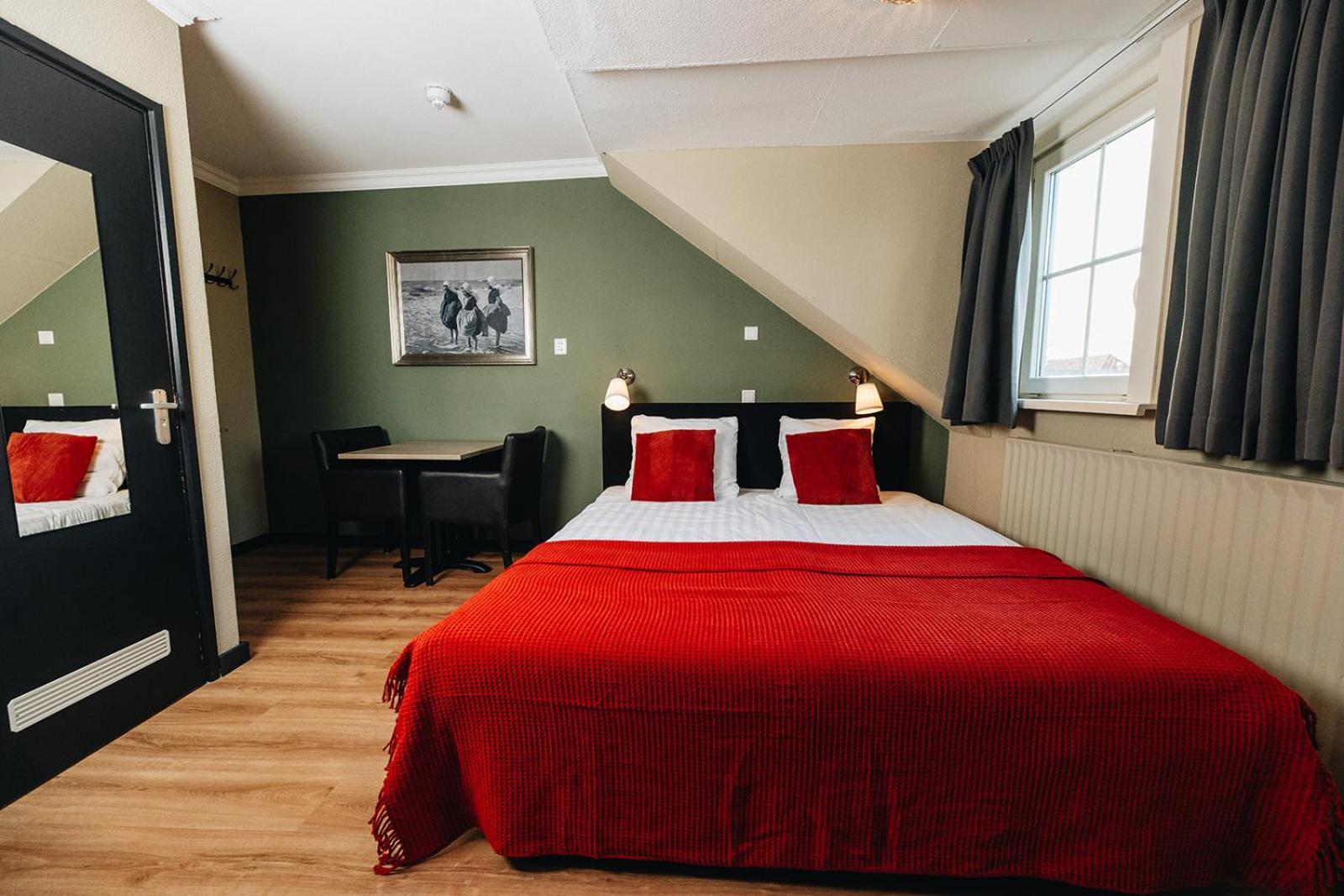 Hotel Renesse Luaran gambar